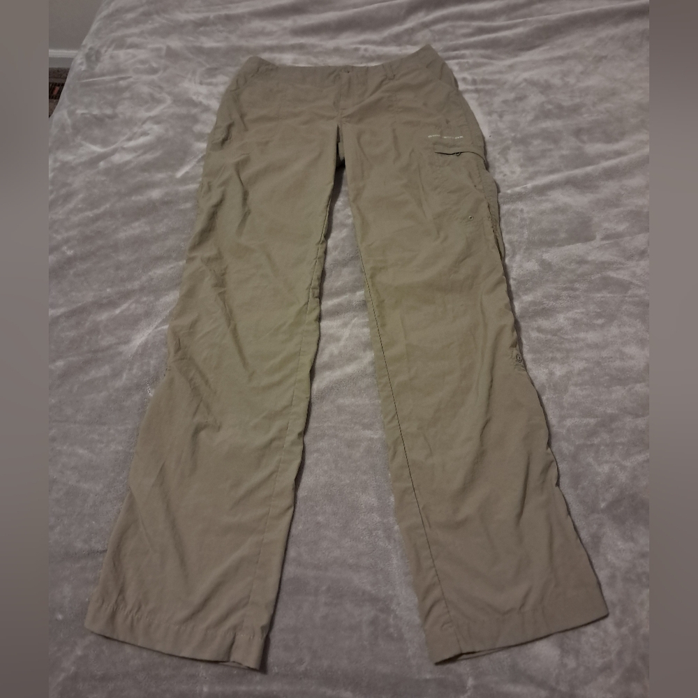 Columbia Womens Omni-shade UV Blocking Roll-up Lightweight Outdoor Pant Sz. 4